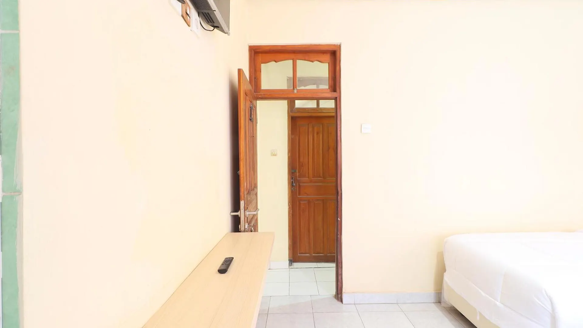 Townhouse Oak Legian Near Legian Beach Formerly Sayang Maha Merta 2*, Legian (Bali) Indonesia