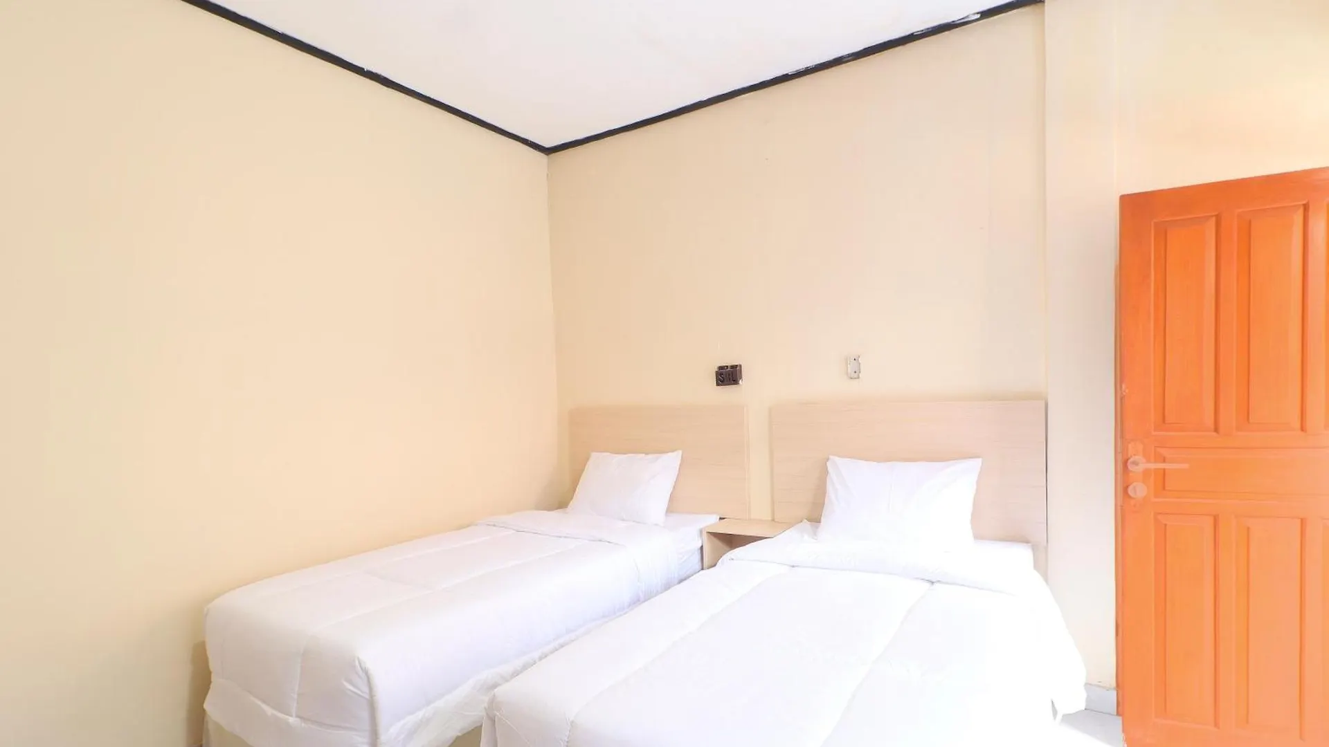 Townhouse Oak Legian Near Legian Beach Formerly Sayang Maha Merta