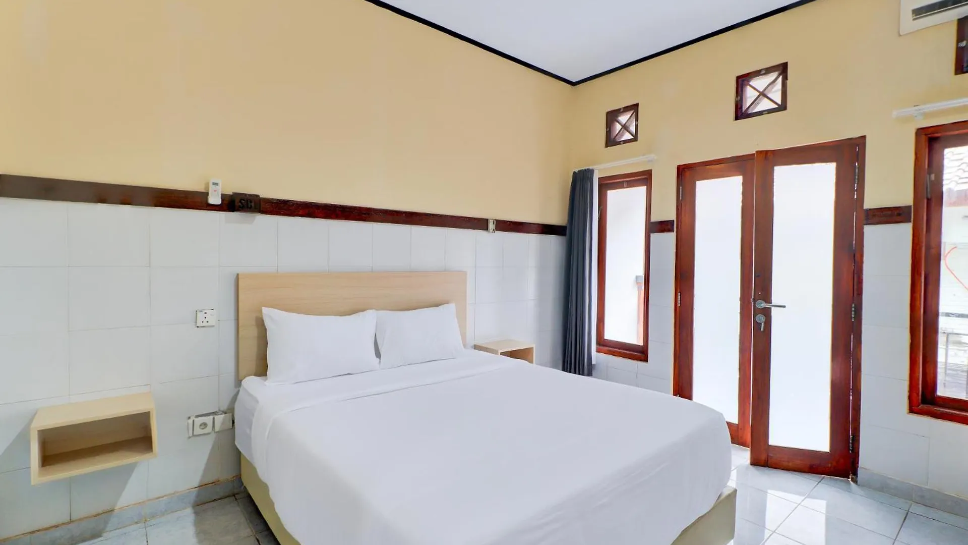 Townhouse Oak Legian Near Legian Beach Formerly Sayang Maha Merta 2*, Legian (Bali) Indonesia