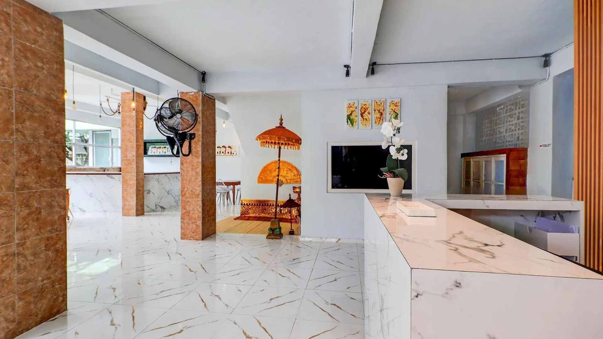 Townhouse Oak Legian Near Legian Beach Formerly Sayang Maha Merta Hotel